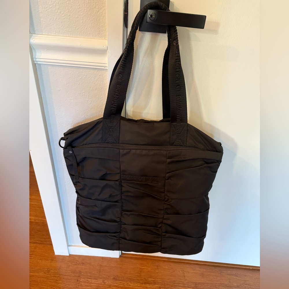 Lululemon Flow and Go Bag (Rare) - Picture 3 of 6